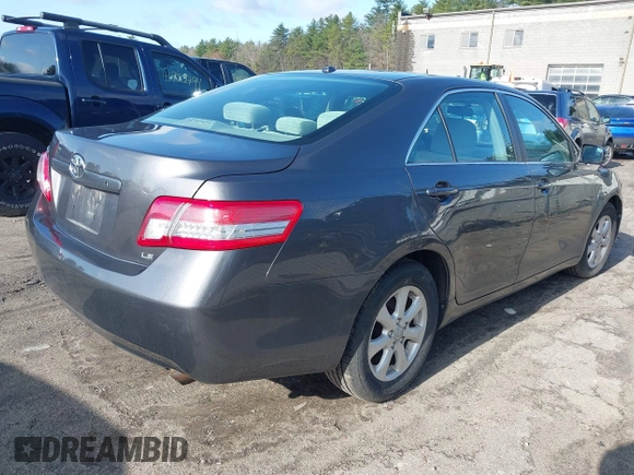 2011 Toyota Camry LE with VIN 4T4BF3EK5BR155076, listed as a IAAI auction lot 41922512 with 131,539 mi miles. Bid and sale history available at carsss.com. Image 4.