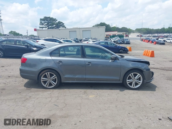 2014 Volkswagen Jetta SE with VIN 3VWD07AJ3EM232529, listed as a IAAI auction lot 42286442 with 125,000 mi miles and . Bid and sale history available at DreamBid. Image 13.