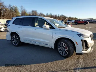 2022 Cadillac XT6 Sport with VIN 1GYKPHRS1NZ131085, listed as a Copart auction lot 87600915 with 23,251 mi miles and Salvage Title. Bid and sale history available at carsss.com. Image 4.