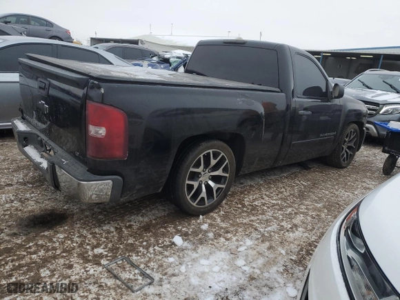 2007 Chevrolet Silverado 1500 Work Truck with VIN 1GCEC14C27Z535103, listed as a Copart auction lot 45053005 with 154,272 mi miles and Salvage Title. Bid and sale history available at carsss.com. Image 3.