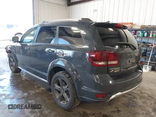 2018 Dodge Journey Crossroad z VIN 3C4PDDGG0JT449874, wystawiony jako IAAI lot #42363503 z przebiegiem 111 858 mil mil oraz . Historia ofert i sprzedaży dostępna na DreamBid. Obrazek 3.