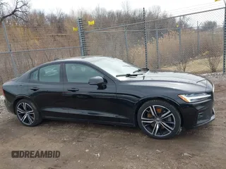 2019 Volvo S60 R-Design with VIN 7JRA22TM9KG014922, listed as a IAAI auction lot 41826883 with 97,702 mi miles. Bid and sale history available at carsss.com. Image 14.