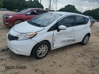 2015 Nissan Note S Plus with VIN 3N1CE2CP4FL411015, listed as a Copart auction lot 61172345 with 126,660 mi miles and Salvage title. Bid and sale history available at DreamBid. Image 1.