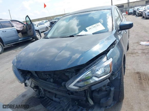 2017 Nissan Sentra S with VIN 3N1AB7APXHY256749, listed as a IAAI auction lot 40158701 with 97,304 mi miles. Bid and sale history available at carsss.com. Image 6.