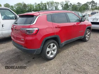 2021 Jeep Compass Latitude with VIN 3C4NJDBB9MT544885, listed as a IAAI auction lot 42417469 with 177,511 mi miles and . Bid and sale history available at DreamBid. Image 4.