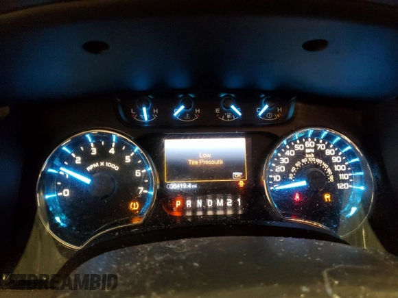 2011 Ford F-150 XL с VIN 1FTMF1EM3BKD51557, выставлен на аукционе Copart как лот 82130994 с пробегом 38 419 миль миль и Списание • Salvage title. История ставок и продаж доступна на DreamBid. Изображение 9.