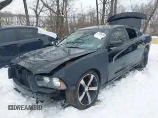 2012 Dodge Charger SXT with VIN 2C3CDXHG2CH271755, listed as a IAAI auction lot 41260321 with 146,470 mi miles. Bid and sale history available at carsss.com. Image 6.
