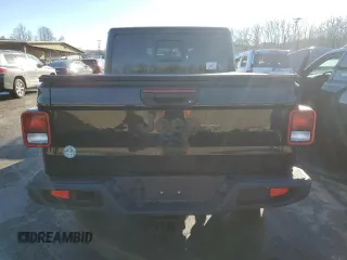 2022 Jeep Gladiator Willys with VIN 1C6HJTAG3NL117386, listed as a Copart auction lot 84271684 with 9,114 mi miles and Salvage title. Bid and sale history available at DreamBid. Image 6.