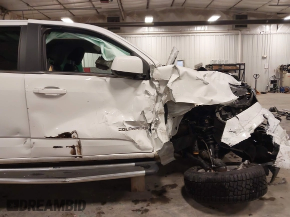 2018 Chevrolet Colorado 4WD LT с VIN 1GCGTCEN6J1105312, выставлен на аукционе IAAI как лот 41937527 с пробегом 81 271 миль миль и . История ставок и продаж доступна на DreamBid. Изображение 6.