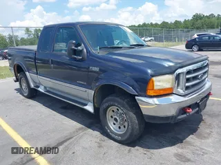 2000 Ford F-250 XL z VIN 1FTNX21F9YEB46184, wystawiony jako IAAI lot #42767665 z przebiegiem 138 049 mil mil oraz . Historia ofert i sprzedaży dostępna na DreamBid. Obrazek 1.
