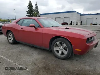2010 Dodge Challenger R/T Classic z VIN 2B3CJ5DT2AH313738, wystawiony jako Copart lot #54364905 z przebiegiem 208 702 mil mil oraz Szkoda całkowita • Salvage title. Historia ofert i sprzedaży dostępna na DreamBid. Obrazek 4.