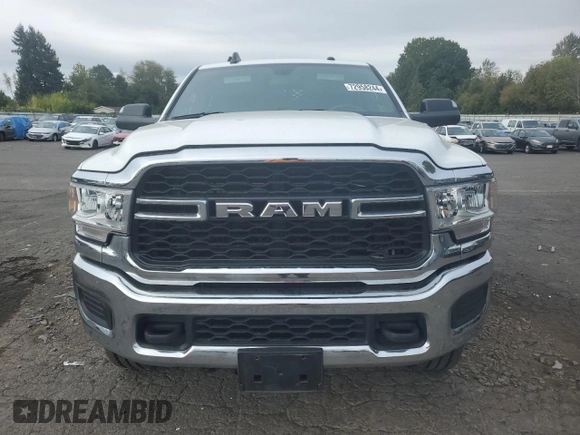 2022 Ram 2500 Tradesman with VIN 3C6UR5HL2NG398759, listed as a Copart auction lot 72958244 with 5,300 mi miles and Salvage title. Bid and sale history available at DreamBid. Image 5.