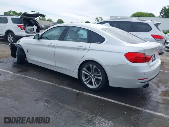 2017 BMW 4 Series 430i z VIN WBA4F7C54HG786773, wystawiony jako IAAI lot #42213318 z przebiegiem 77 438 mil mil oraz . Historia ofert i sprzedaży dostępna na DreamBid. Obrazek 3.