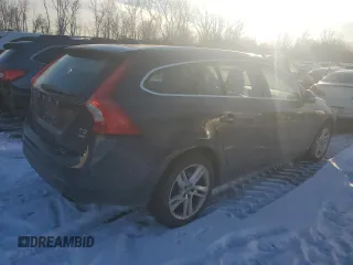 2015 Volvo V60 T5 Premier with VIN YV1612SK8F1269717, listed as a Copart auction lot 88541915 with 73,405 mi miles and Salvage Title. Bid and sale history available at carsss.com. Image 3.