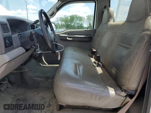 2001 Ford F-250 XL with VIN 1FTNF20L61ED33348, listed as a Copart auction lot 57257825 with 112,795 mi miles and Clean title. Bid and sale history available at DreamBid. Image 7.