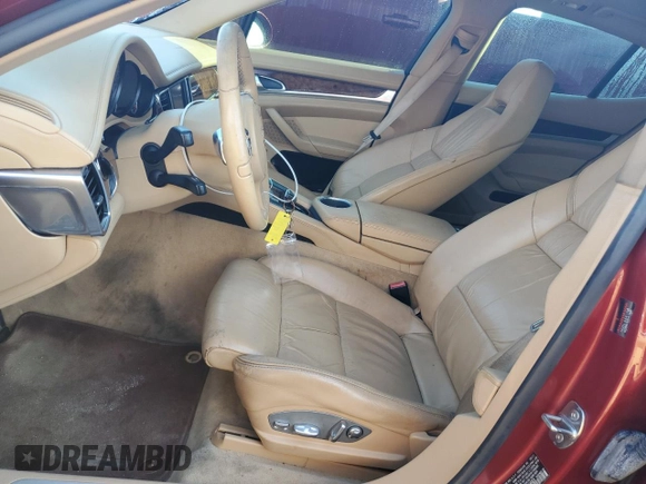 2011 Porsche Panamera z VIN WP0AA2A79BL020483, wystawiony jako Copart lot #56514755 z przebiegiem 141 341 mil mil oraz Szkoda całkowita • Salvage title. Historia ofert i sprzedaży dostępna na DreamBid. Obrazek 7.
