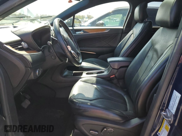2019 Lincoln MKC Reserve with VIN 5LMCJ3D95KUL16051, listed as a Copart auction lot 46465545 with 67,760 mi miles and Salvage Title. Bid and sale history available at carsss.com. Image 7.