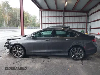 2015 Chrysler 200 C with VIN 1C3CCCCG5FN520080, listed as a IAAI auction lot 40432325 with 148,804 mi miles and . Bid and sale history available at carsss.com. Image 15.