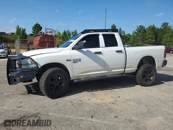 2019 Ram 1500 Tradesman z VIN 1C6RR6FT9KS686930, wystawiony jako Copart lot #60701815 z przebiegiem 123 156 mil mil oraz Szkoda całkowita • Salvage title. Historia ofert i sprzedaży dostępna na DreamBid. Obrazek 1.