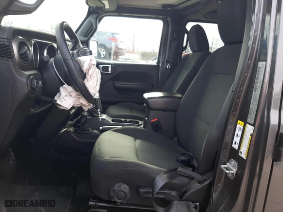 2018 Jeep Wrangler Unlimited Sport S with VIN 1C4HJXDG9JW135668, listed as a Copart auction lot 45113785 with 97,538 mi miles and Salvage Title. Bid and sale history available at carsss.com. Image 7.