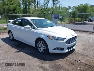 2016 Ford Fusion SE с VIN 1FA6P0HD5G5119551, выставлен на аукционе IAAI как лот 42247125 с пробегом 142 099 миль миль и . История ставок и продаж доступна на DreamBid. Изображение 1.