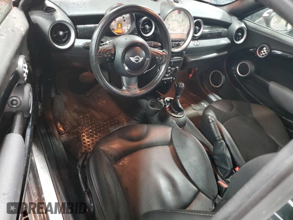 2012 MINI Cooper Coupe with VIN WMWSX1C53CT163839, listed as a Copart auction lot 51333995 with 118,324 mi miles and Clean Title. Bid and sale history available at carsss.com. Image 8.