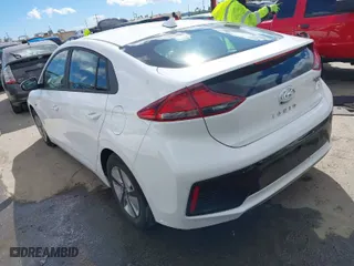 2017 Hyundai Ioniq Hybrid Blue with VIN KMHC65LCXHU050189, listed as a IAAI auction lot 41761768 with 117,688 mi miles. Bid and sale history available at carsss.com. Image 3.