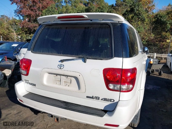 2007 Toyota Sequoia Limited with VIN 5TDBT48A37S285708, listed as a IAAI auction lot 40643353 with 237,692 mi miles. Bid and sale history available at carsss.com. Image 16.