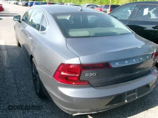 2020 Volvo S90 Momentum z VIN LVYA22MK6LP164069, wystawiony jako IAAI lot #42328322 z przebiegiem 114 403 mil mil oraz . Historia ofert i sprzedaży dostępna na DreamBid. Obrazek 1.