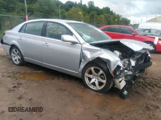 2006 Toyota Avalon XL with VIN 4T1BK36B66U118368, listed as a IAAI auction lot 39942258 with 226,527 mi miles. Bid and sale history available at carsss.com. Image 1.