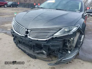 2015 Lincoln MKZ z VIN 3LN6L2JK4FR623686, wystawiony jako IAAI lot #41721095 z przebiegiem 197 922 mil mil oraz . Historia ofert i sprzedaży dostępna na DreamBid. Obrazek 6.