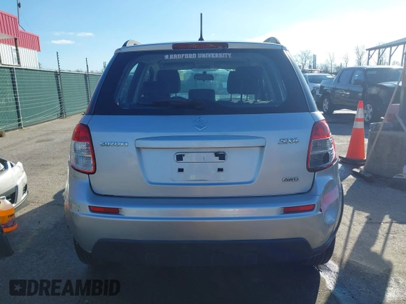 2010 Suzuki SX4 z VIN JS2YB5A3XA6300488, wystawiony jako IAAI lot #41121293 z przebiegiem 232 931 mil mil oraz . Historia ofert i sprzedaży dostępna na DreamBid. Obrazek 16.