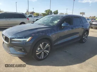 2024 Volvo V60 Plus with VIN YV4L12WY1R2137899, listed as a Copart auction lot 77165464 with 4,457 mi miles and Clean title. Bid and sale history available at DreamBid. Image 1.