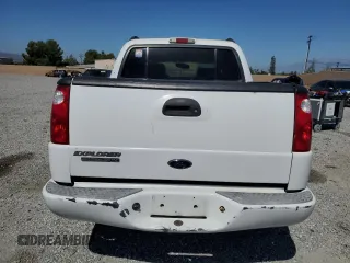 2005 Ford Explorer Sport Trac XLS z VIN 1FMZU67K05UA88775, wystawiony jako Copart lot #57905085 z przebiegiem 303 258 mil mil oraz Szkoda całkowita • Salvage title. Historia ofert i sprzedaży dostępna na DreamBid. Obrazek 6.