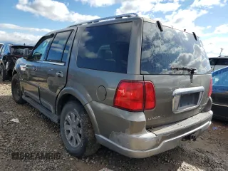 2004 Lincoln Navigator Luxury with VIN 5LMFU28R94LJ10247, listed as a Copart auction lot 41249294 with Not Provided miles and Salvage Title. Bid and sale history available at carsss.com. Image 2.