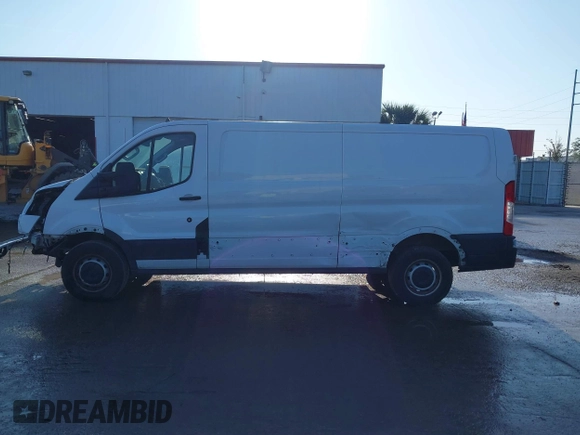 2021 Ford Transit Cargo with VIN 1FTBR1Y82MKA53386, listed as a IAAI auction lot 42058972 with 98,677 mi miles. Bid and sale history available at carsss.com. Image 15.