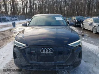 2021 Audi e-tron Sportback S line Premium Plus with VIN WA12AAGE0MB028706, listed as a IAAI auction lot 41341503 with 35,458 mi miles. Bid and sale history available at carsss.com. Image 12.