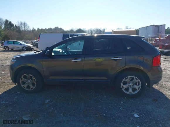 2011 Ford Edge SEL with VIN 2FMDK4JC1BBB04411, listed as a IAAI auction lot 41704037 with 235,673 mi miles. Bid and sale history available at carsss.com. Image 14.