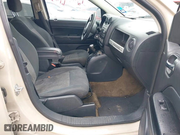 2017 Jeep Compass Sport SE с VIN 1C4NJCBA0HD123716, выставлен на аукционе IAAI как лот 42486199 с пробегом 142 644 миль миль и . История ставок и продаж доступна на DreamBid. Изображение 5.