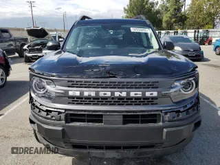2023 Ford Bronco Sport Badlands z VIN 3FMCR9D97PRD35830, wystawiony jako Copart lot #56950865 z przebiegiem 7 401 mil mil oraz Szkoda całkowita • Salvage title. Historia ofert i sprzedaży dostępna na DreamBid. Obrazek 5.