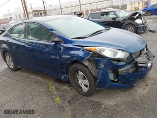 2016 Hyundai Elantra SE with VIN KMHDH4AE1GU542802, listed as a IAAI auction lot 41731741 with 122,968 mi miles. Bid and sale history available at carsss.com. Image 1.
