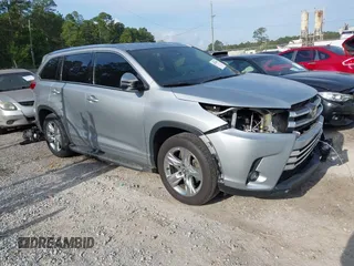 2018 Toyota Highlander Limited z VIN 5TDYZRFH3JS252415, wystawiony jako IAAI lot #42070687 z przebiegiem 66 080 mil mil oraz . Historia ofert i sprzedaży dostępna na DreamBid. Obrazek 1.