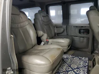 2006 GMC Savana Cargo Van YF7 Upfitter with VIN 1GDFH15T461162417, listed as a Copart auction lot 72986914 with 147,424 mi miles and Clean Title. Bid and sale history available at carsss.com. Image 11.