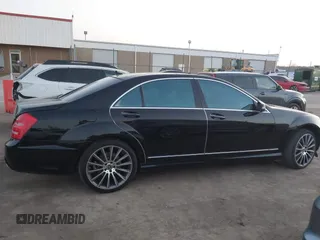2011 Mercedes-Benz S-Class S 550 with VIN WDDNG7BB2BA361404, listed as a IAAI auction lot 41785003 with 150,433 mi miles. Bid and sale history available at carsss.com. Image 14.