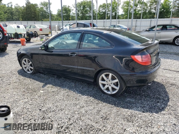 2004 Mercedes-Benz C 230 Kompressor z VIN WDBRN40J64A602392, wystawiony jako Copart lot #60058975 z przebiegiem Nie podano mil oraz Szkoda całkowita • Salvage title. Historia ofert i sprzedaży dostępna na DreamBid. Obrazek 2.
