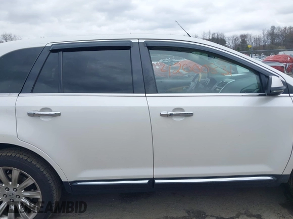 2012 Lincoln MKX with VIN 2LMDJ8JK2CBL04091, listed as a IAAI auction lot 42000831 with 164,711 mi miles and . Bid and sale history available at DreamBid. Image 13.