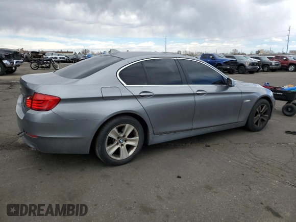 2013 BMW 5 Series 528i xDrive with VIN WBAXH5C53DDW15133, listed as a Copart auction lot 49811025 with 114,039 mi miles and Salvage Title. Bid and sale history available at carsss.com. Image 3.