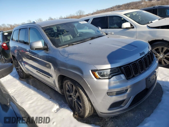 2018 Jeep Grand Cherokee High Altitude with VIN 1C4RJFCT0JC342206, listed as a Copart auction lot 82646844 with 102,051 mi miles and Salvage Title. Bid and sale history available at carsss.com. Image 4.