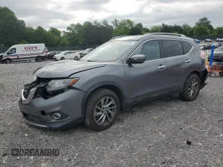 2015 Nissan Rogue SL z VIN 5N1AT2MV2FC875502, wystawiony jako Copart lot #57425905 z przebiegiem 133 180 mil mil oraz Czysty tytuł • Clean title. Historia ofert i sprzedaży dostępna na DreamBid. Obrazek 1.