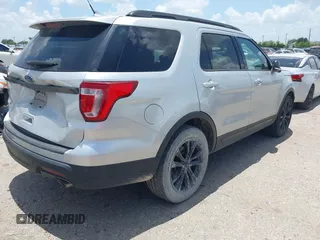 2018 Ford Explorer XLT with VIN 1FM5K7D86JGB07390, listed as a IAAI auction lot 42496495 with 85,769 mi miles and . Bid and sale history available at DreamBid. Image 4.